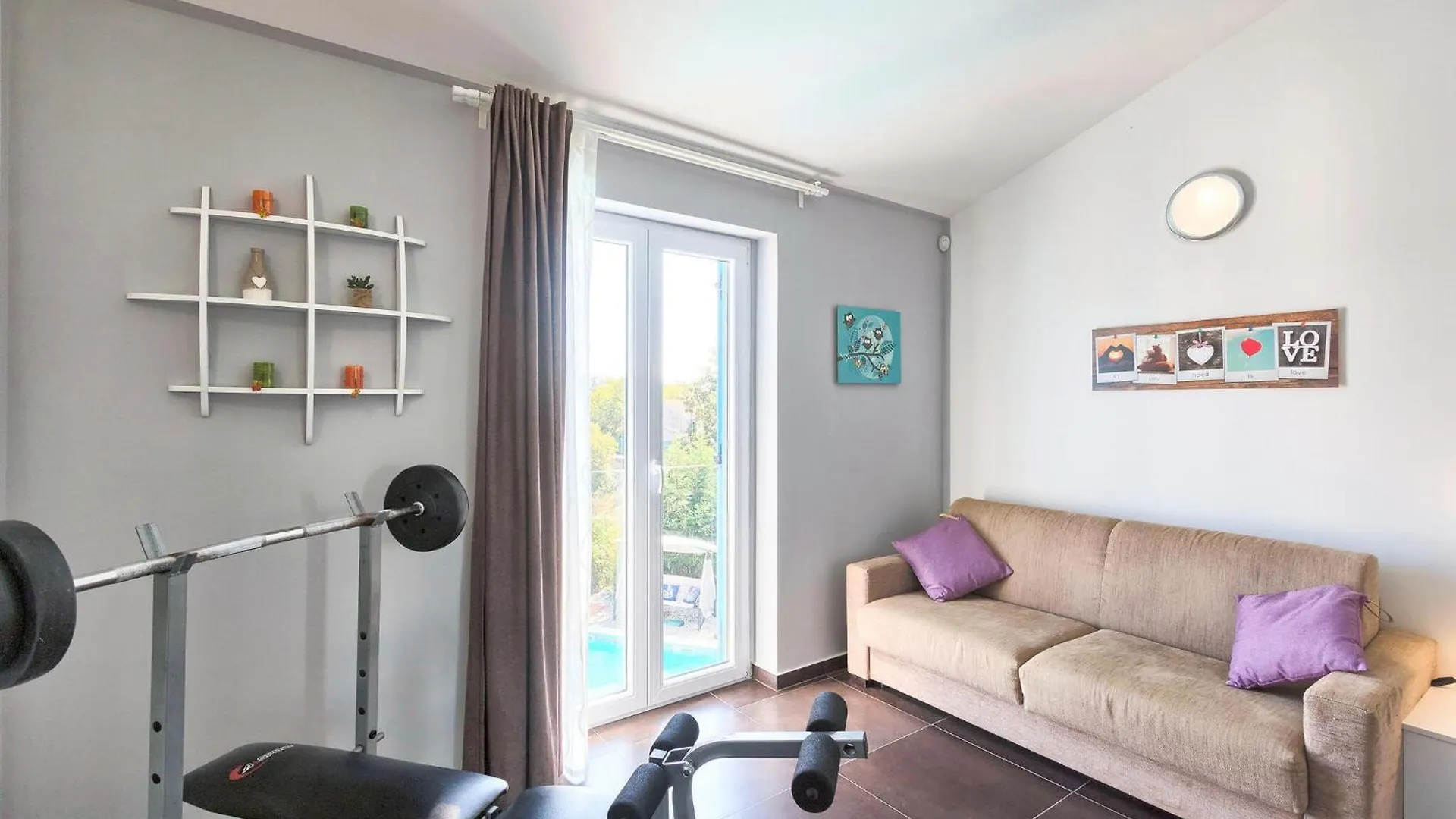 Cozy Home In Naselje Muzini With Wifi Tomisici