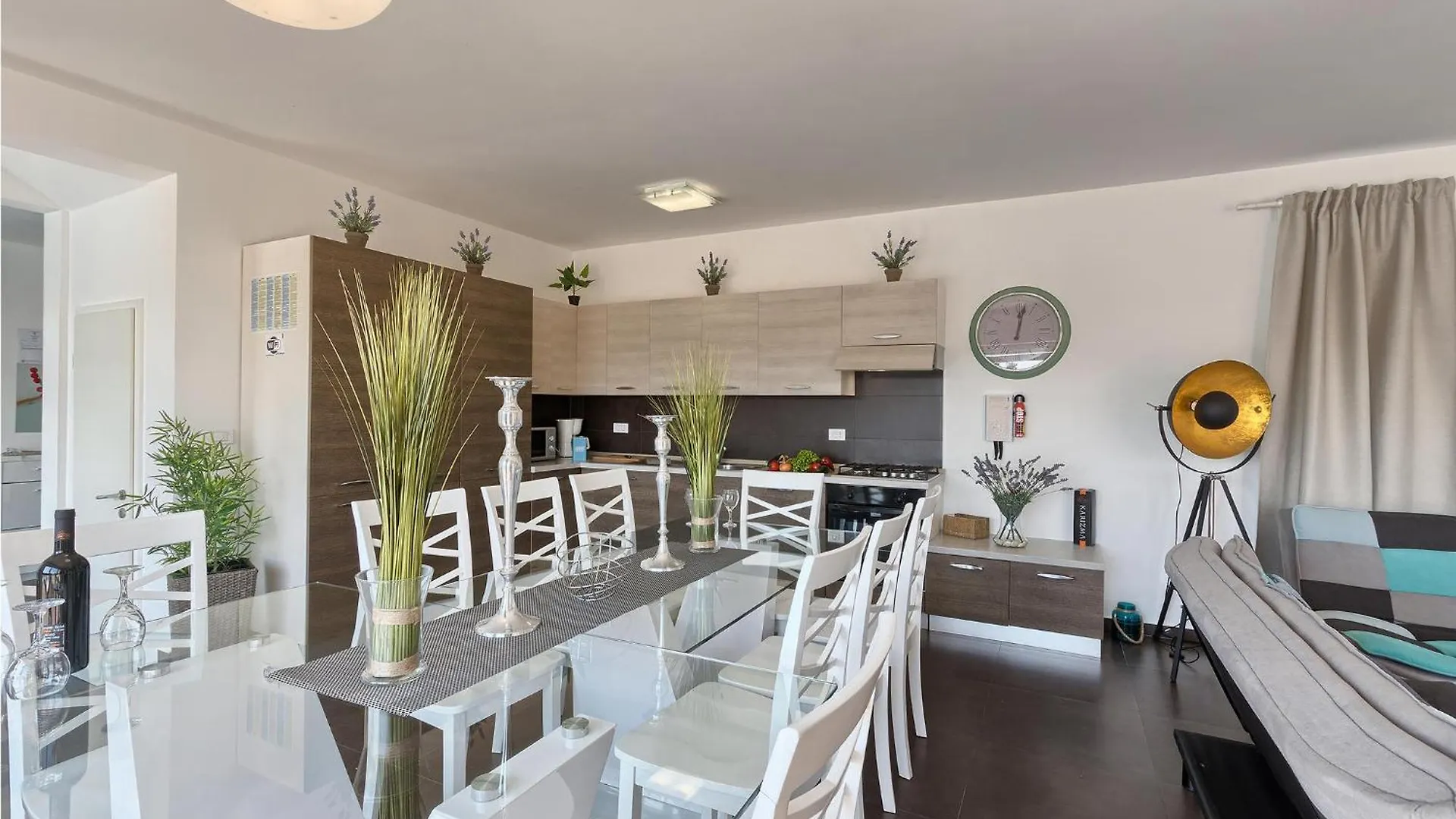 Cozy Home In Naselje Muzini With Wifi Tomisici Holiday home