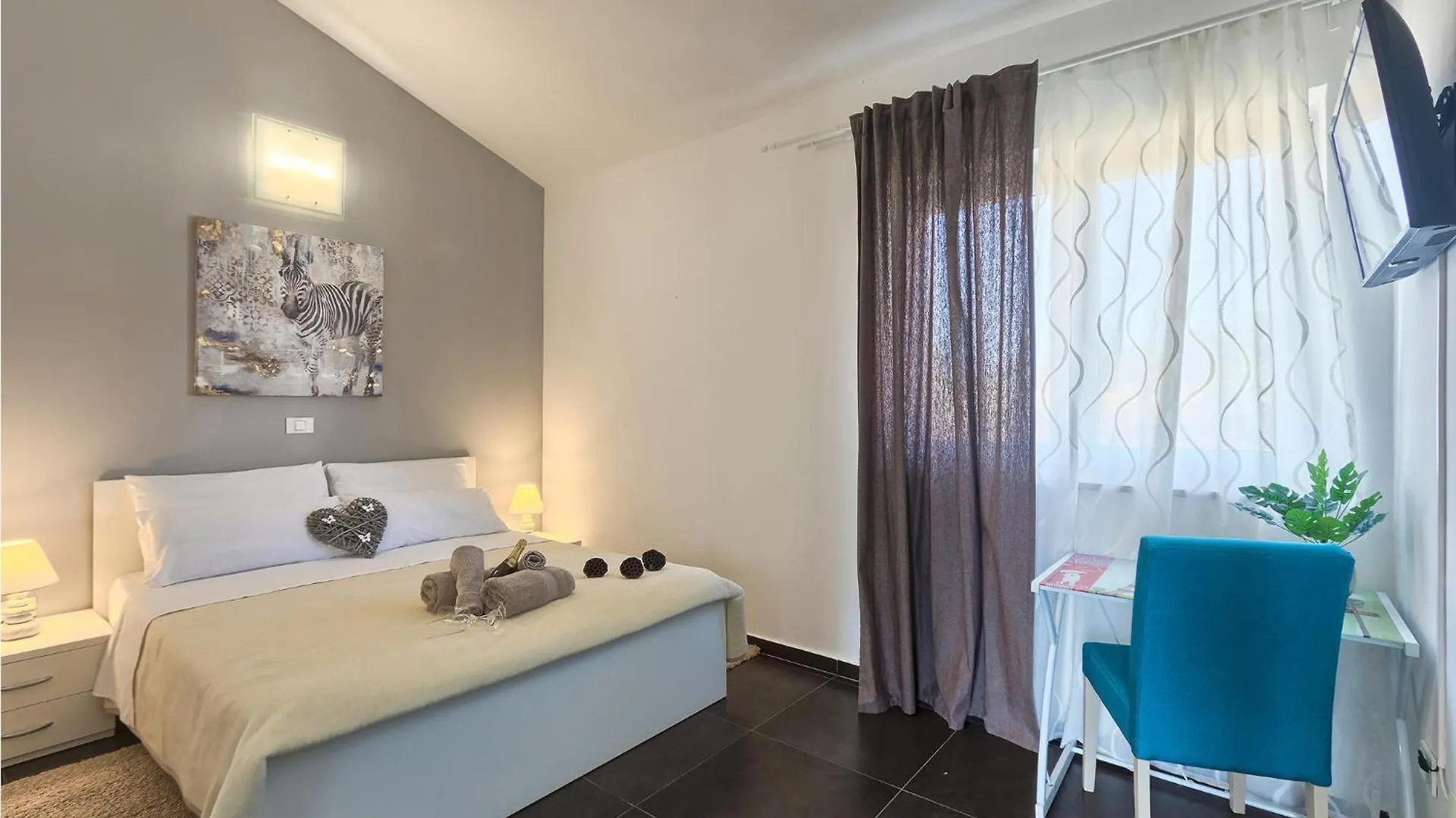Cozy Home In Naselje Muzini With Wifi Tomisici 0*,  Croatia