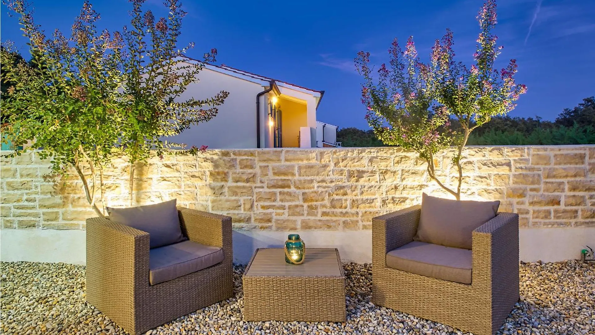 Cozy Home In Naselje Muzini With Wifi Tomisici
